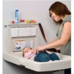 Cambiador De Bebé Plegable Vertical 781888 Plástico Abs Rubbermaid 10.2cm X 84.5cm X 54cm - Imagen 2